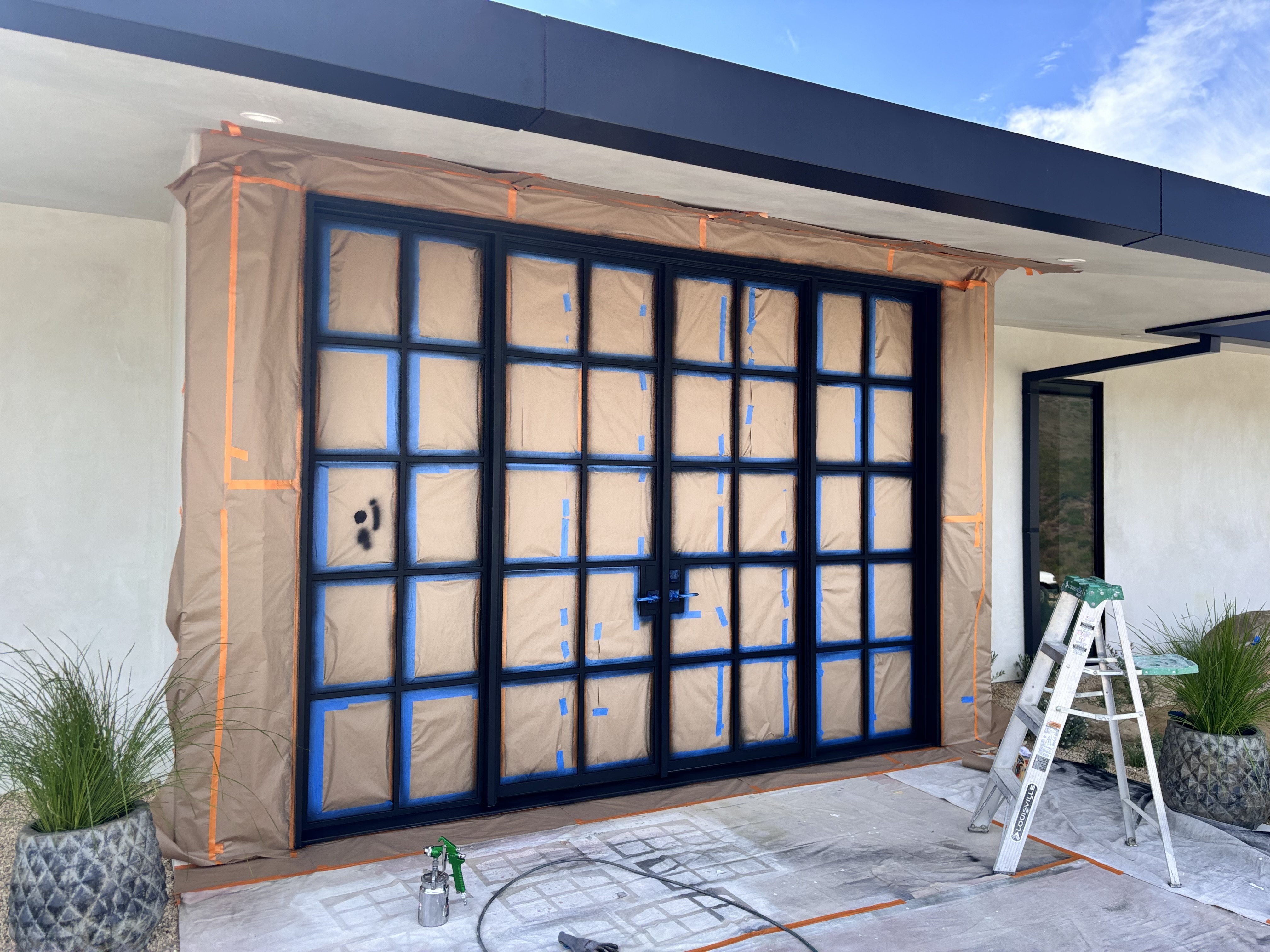 Double doors before paint – IBR Saldana